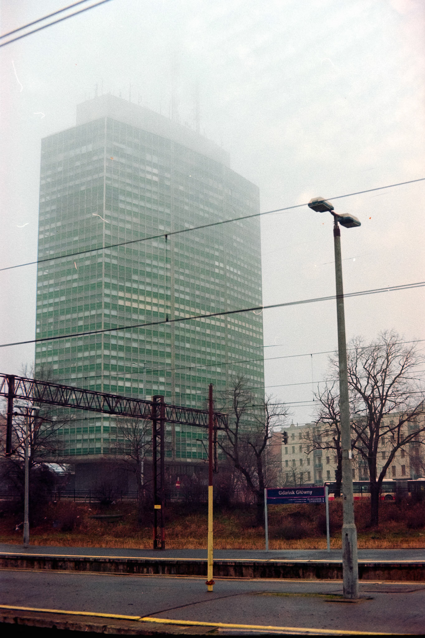 Nikon F5 | Nikkor AF-I 50mm F1.4 | Kodak Pro Image 100 100Lab developed in