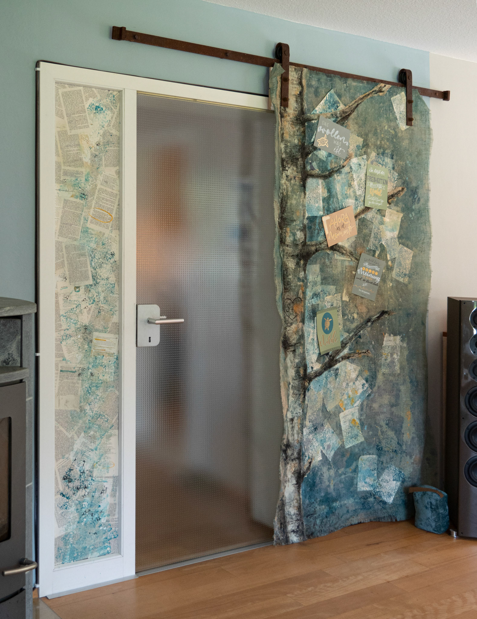 Home Is A Feeling *III* - creative door cover *Wisdom Tree*