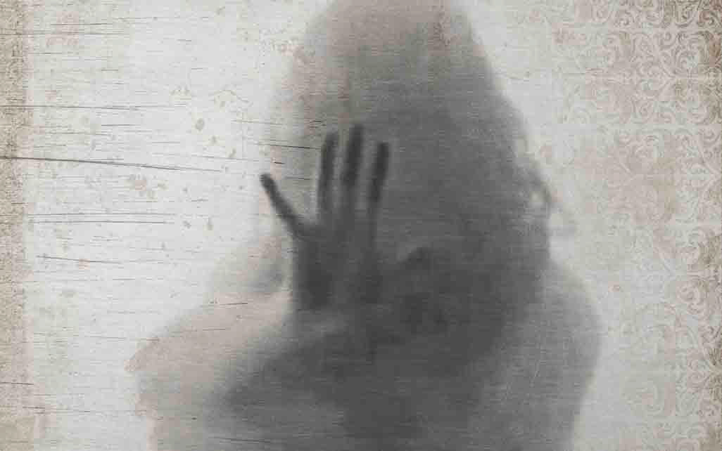 Nº 14. Título: Mano. Medidas: 140 x 90 cm. Técnica: Impresión digital. Año 2016. Tirada: 5 ejemplares.