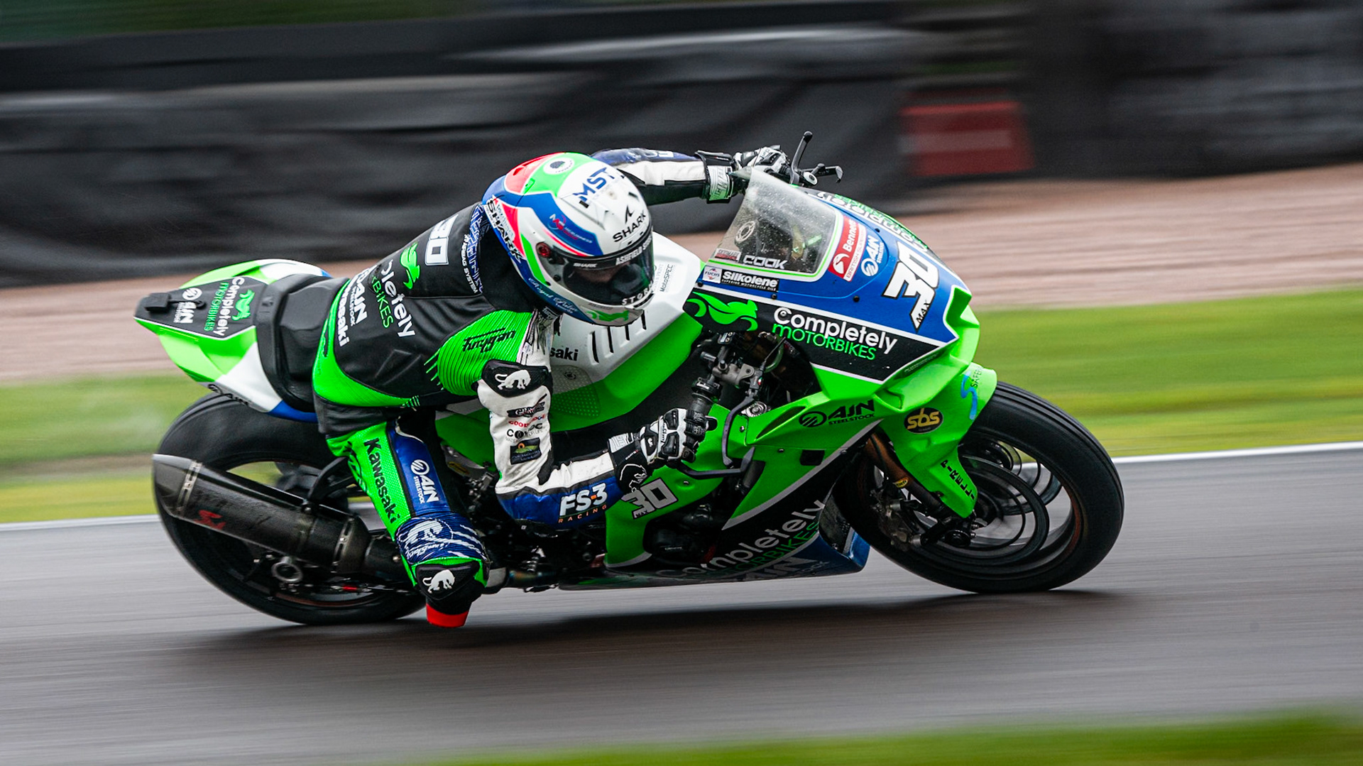Bennetts British Superbikes. Max Cook. Bennetts British Superbikes at Oulton Park, September 2024. A weekend of opposites, sunburnt on the Saturday and soaked through on Sunday!