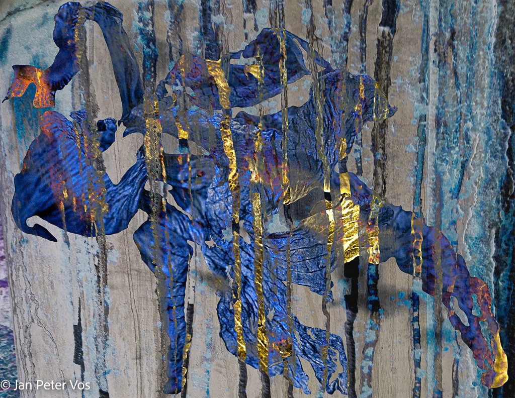 A different Being 408340-307