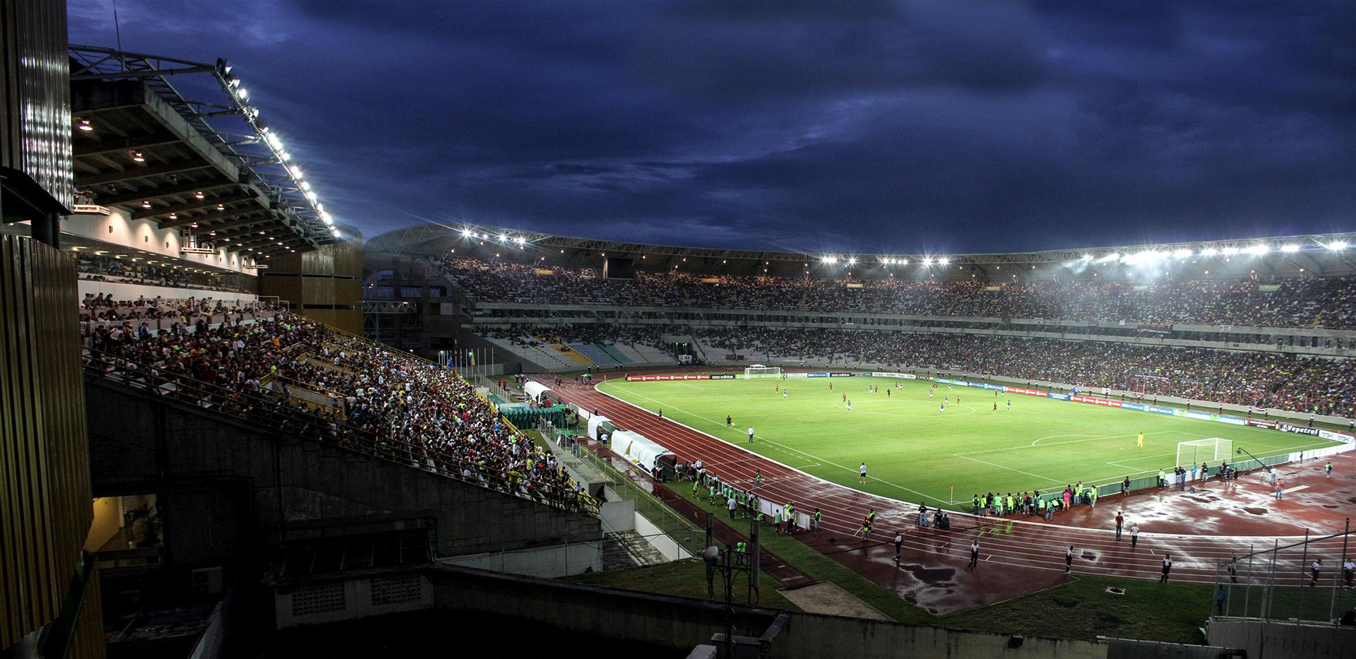 Estadio Cachamay en un juego de la Selección de fútbol de Venezuela
