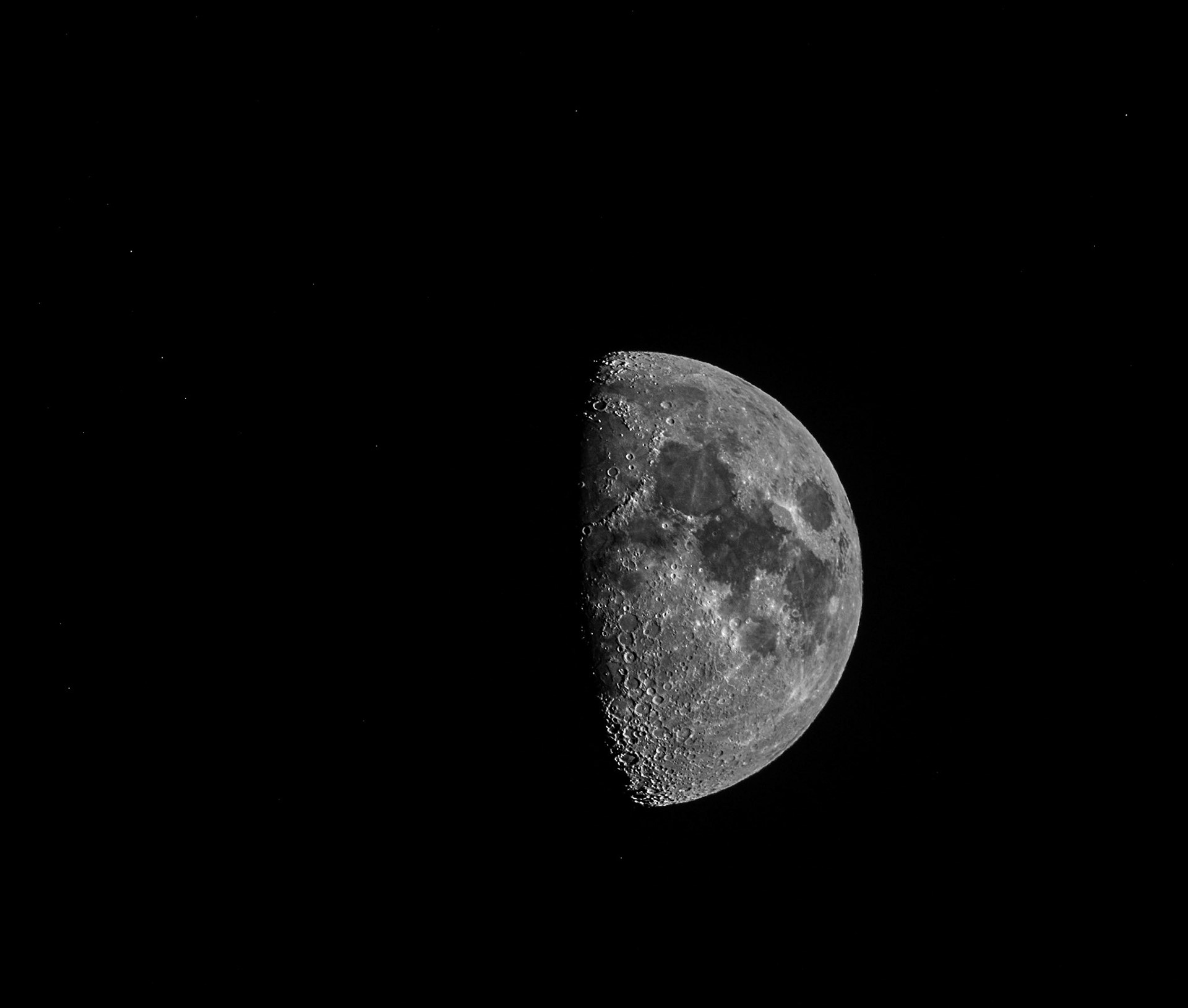 Quarter moon