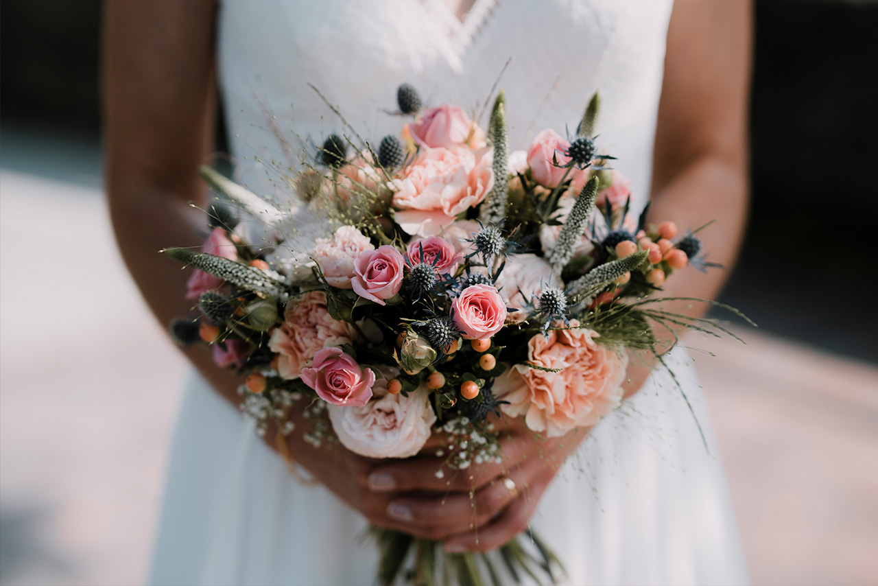 Nahaufnahme des Brautstraußes