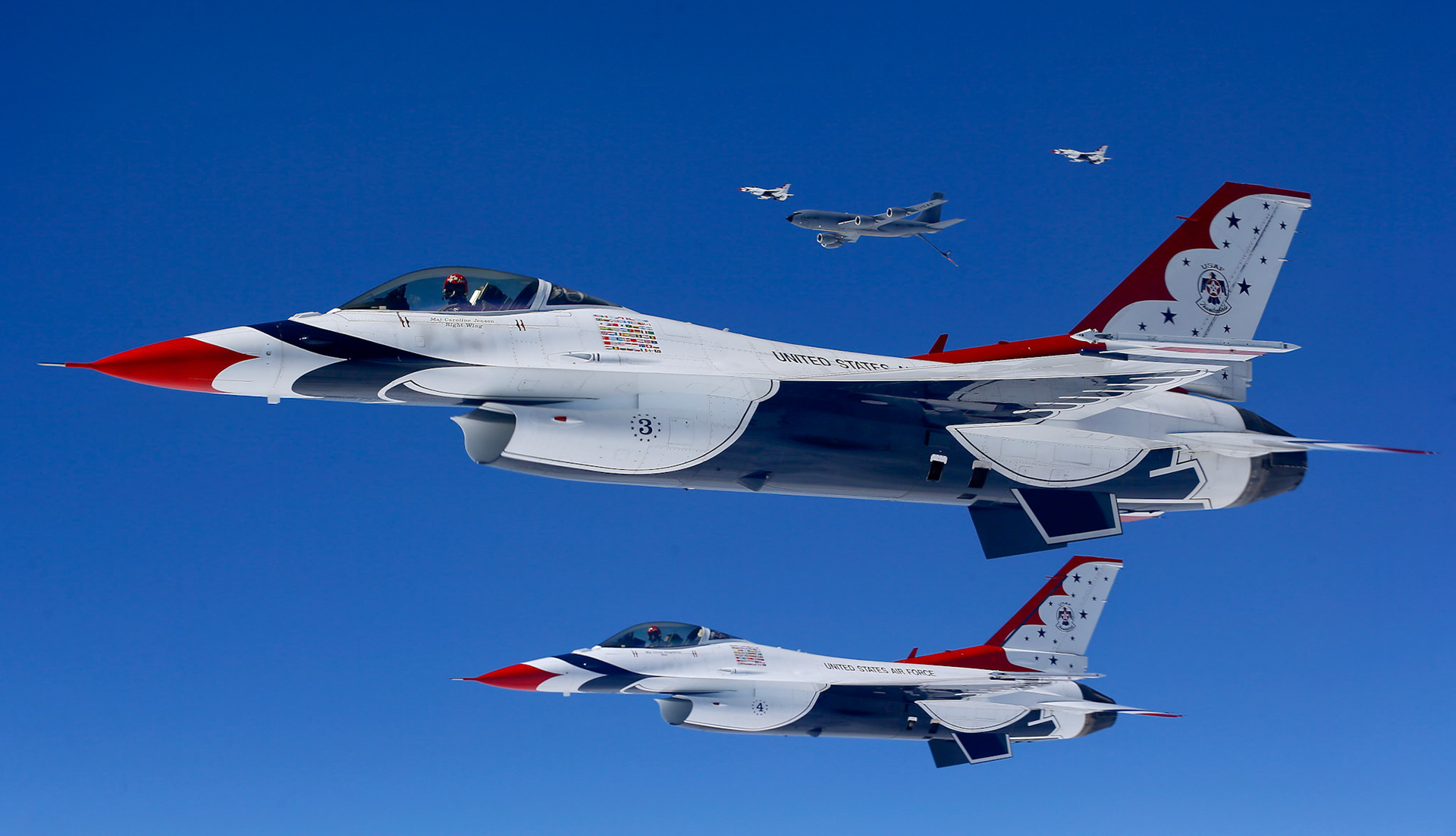 A squadron of  U.S. Air Force Thunderbirds take turns retrieving fuel from a KC-135 of the Kansas Air National Guard's 190th Air Refueling Wing Thursday June 12, 2014, over New Mexico.