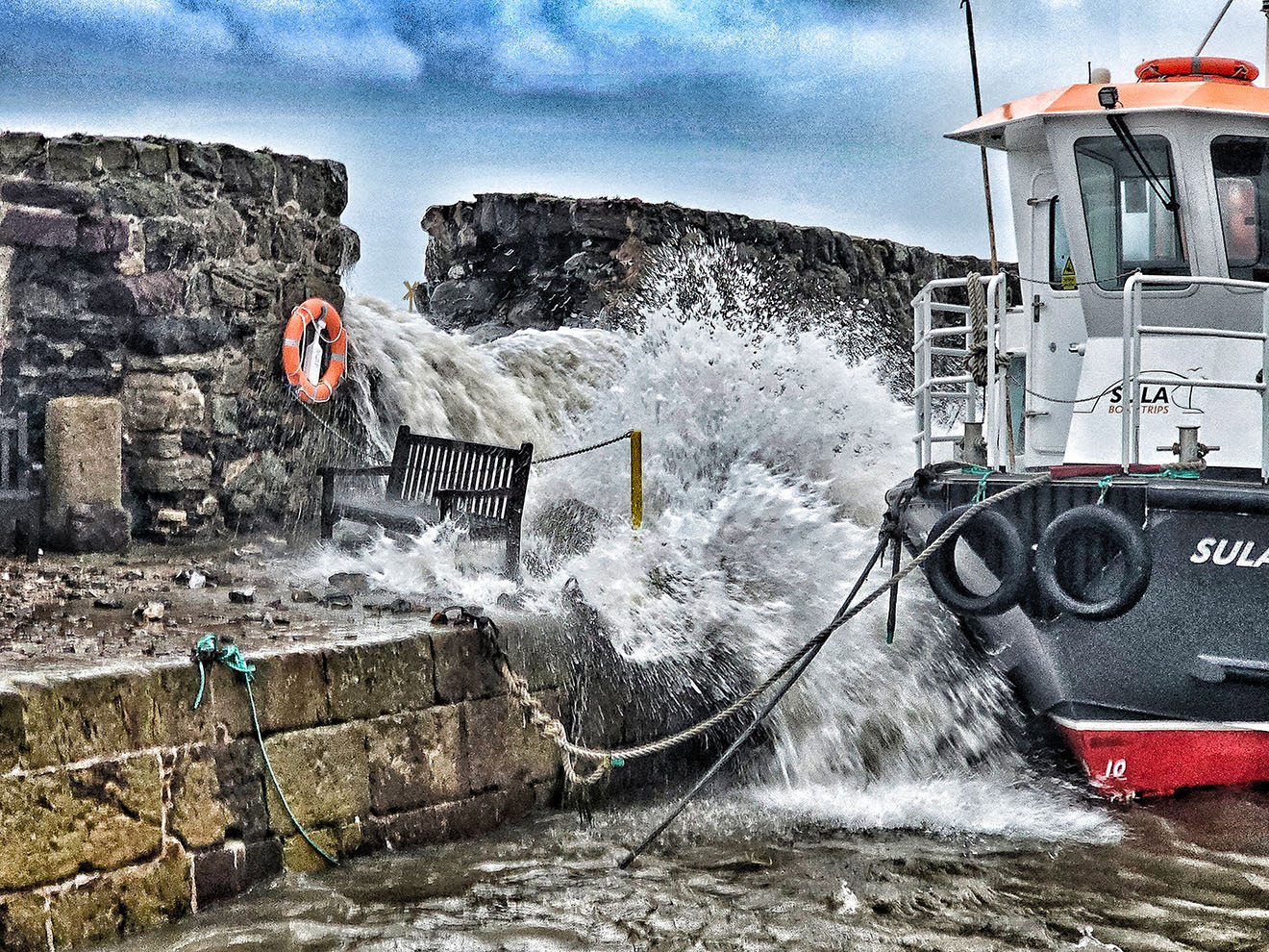 Harbour Breach, Sula