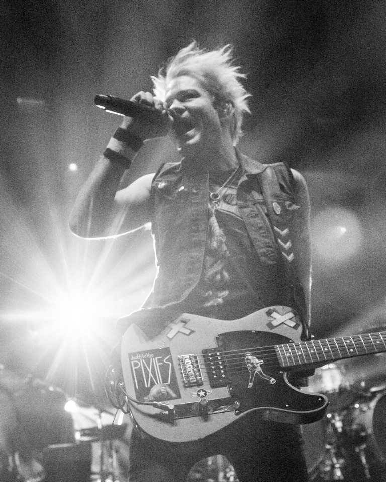 Deryck Whibley of Sum 41