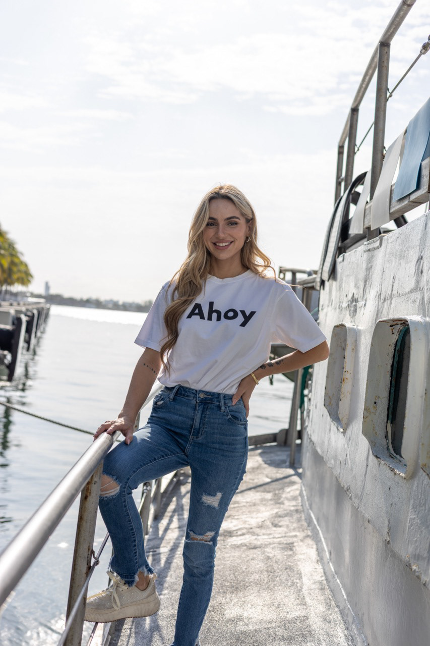 Kara Gault models for Happyinteractions.co in Miami, Florida: photography by Johnny Michael