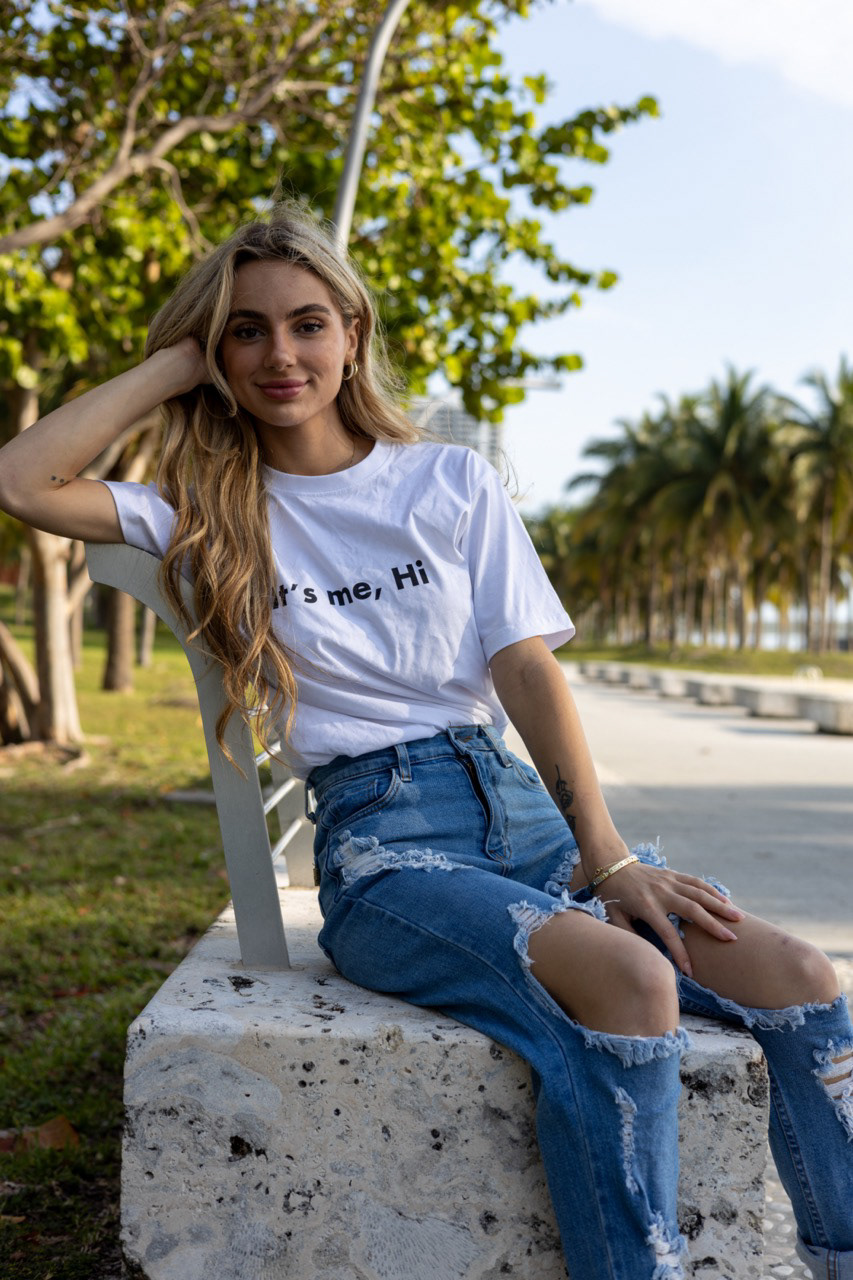 Kara Gault models for Happyinteractions.co in Miami, Florida: photography by Johnny Michael