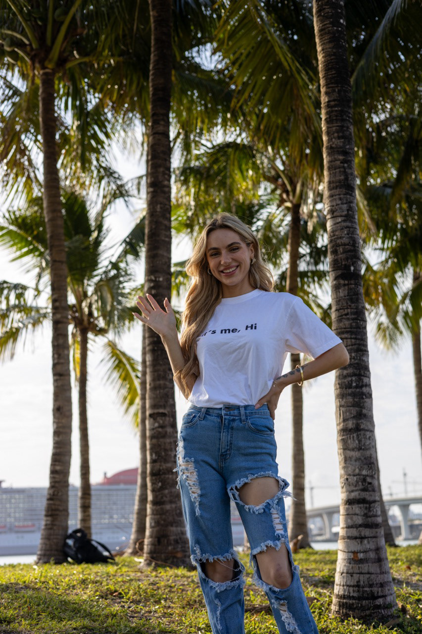 Kara Gault models for Happyinteractions.co in Miami, Florida: photography by Johnny Michael