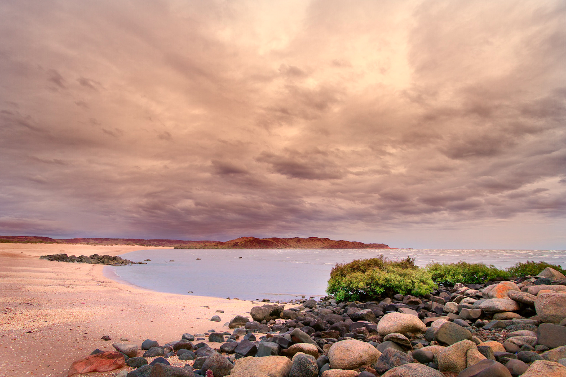 Hearsons Cove Stormy - Order Code Pilb023