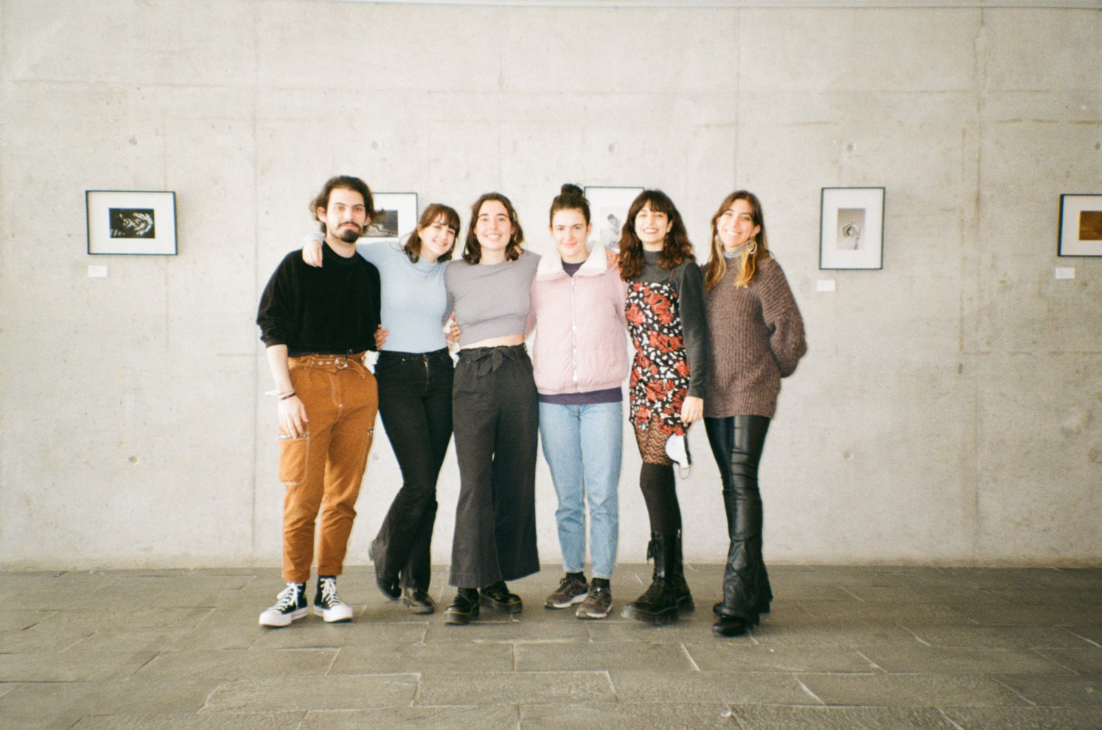 Exposición "Crisis del cuarto de vida"