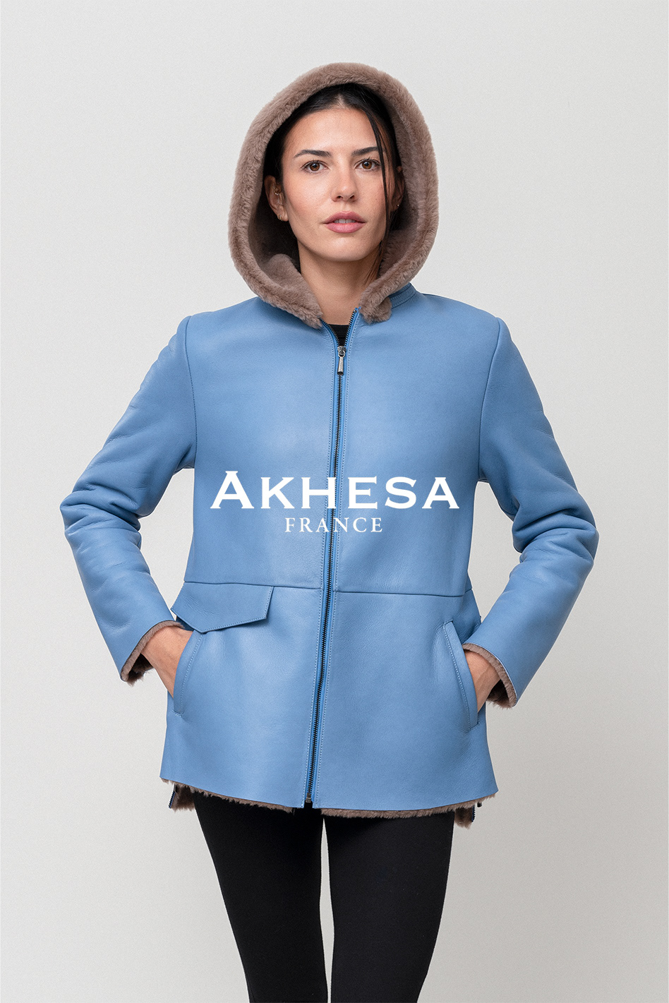 Akhesa FW24 catalog studio shooting