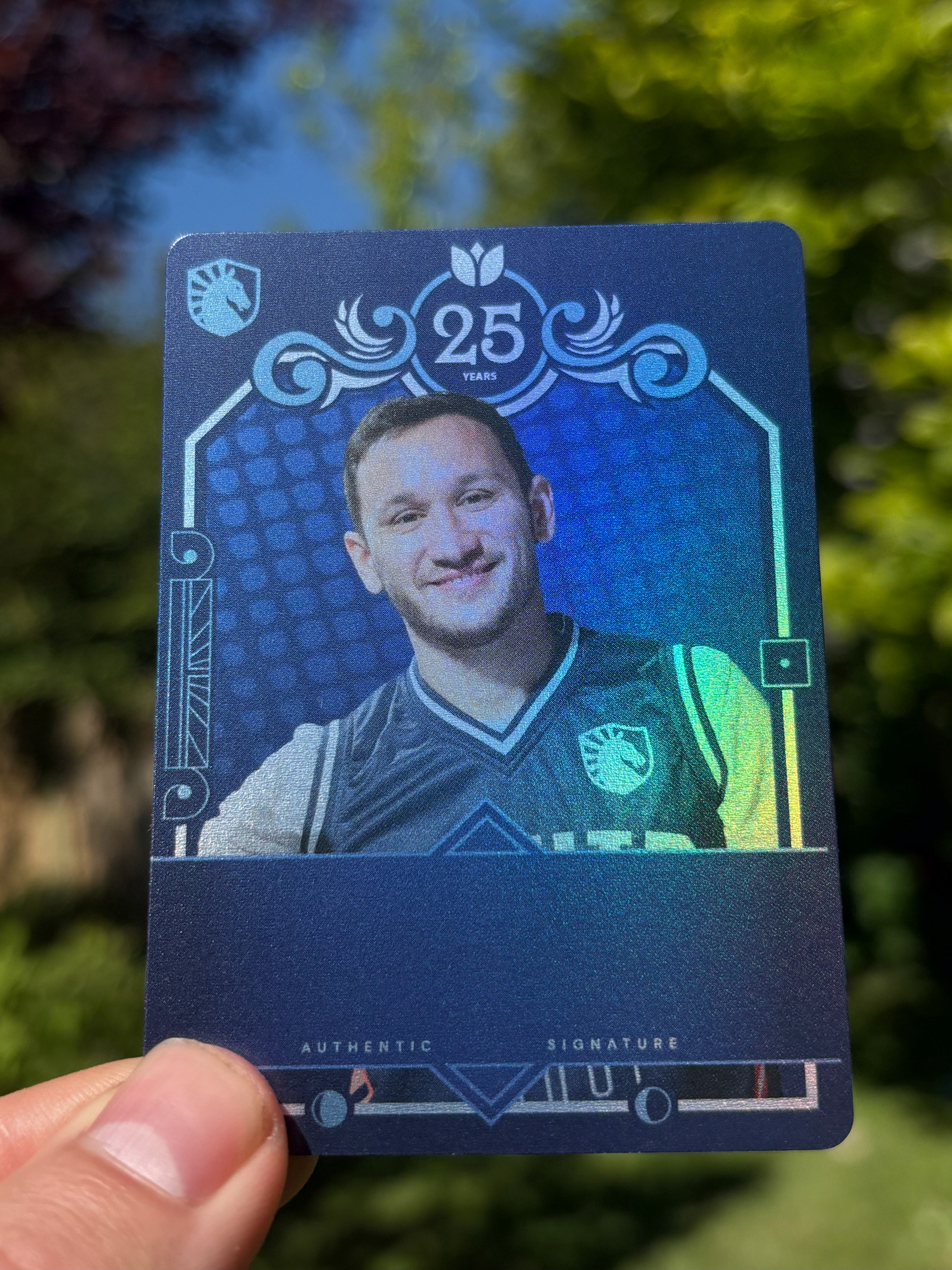 Liquid112 Signature Card