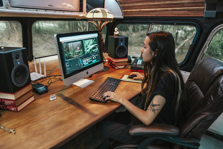 Nossa Toca Bus Studio