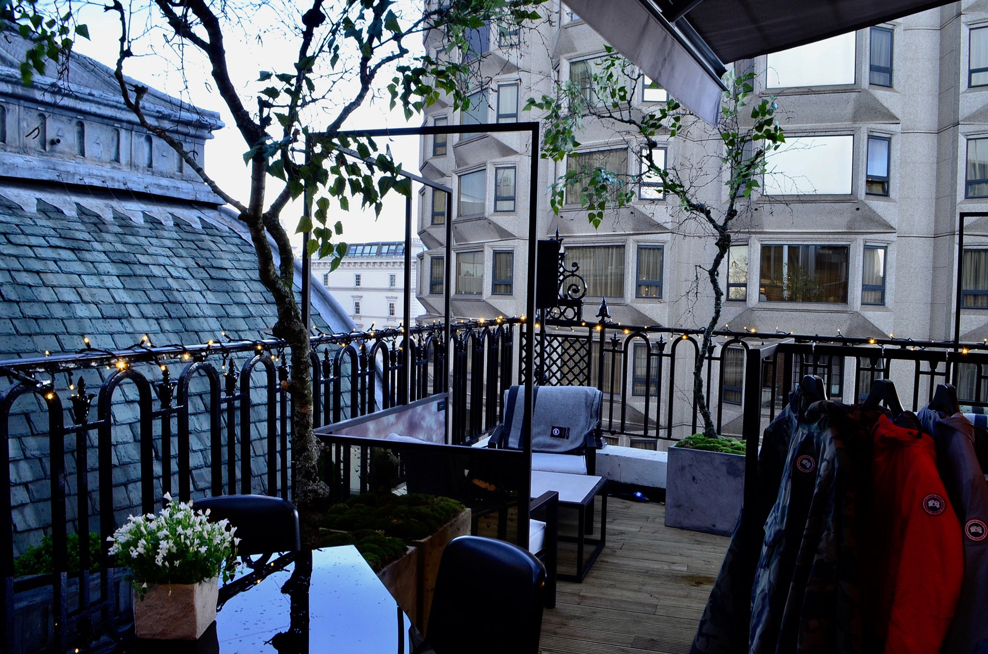 Lounge area