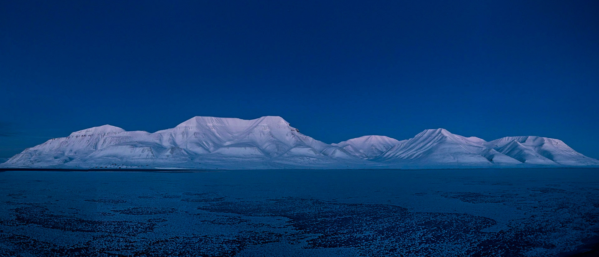 De magiske fjellene - Longyearbyen, Svalbard