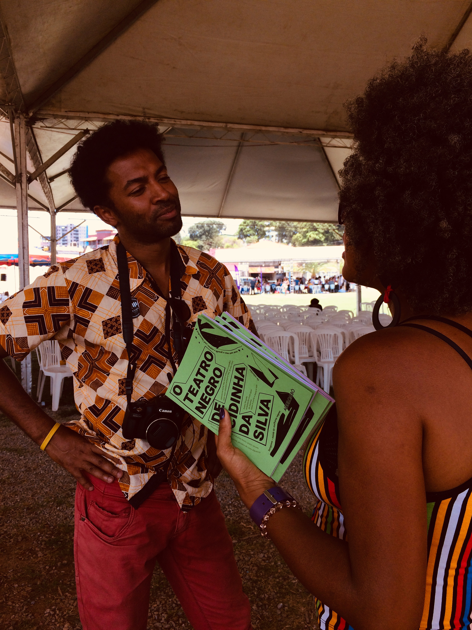 Denilson Tourinho e Fabiana Brasil, na Bienal do Livro de Contagem 2019