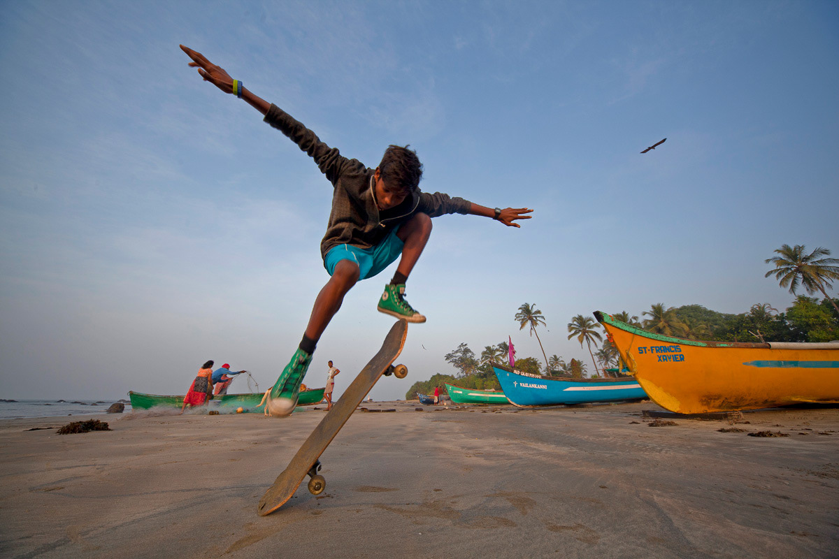 Listening Eye Media by Hari Adivarekar -...