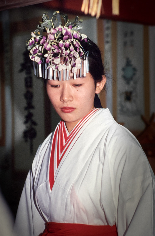 Japon-Kyoto-Sanctuaire Kasuga-Taishar-02-11-90