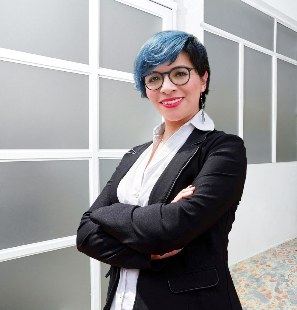 LUZ ROA Directora Creativa