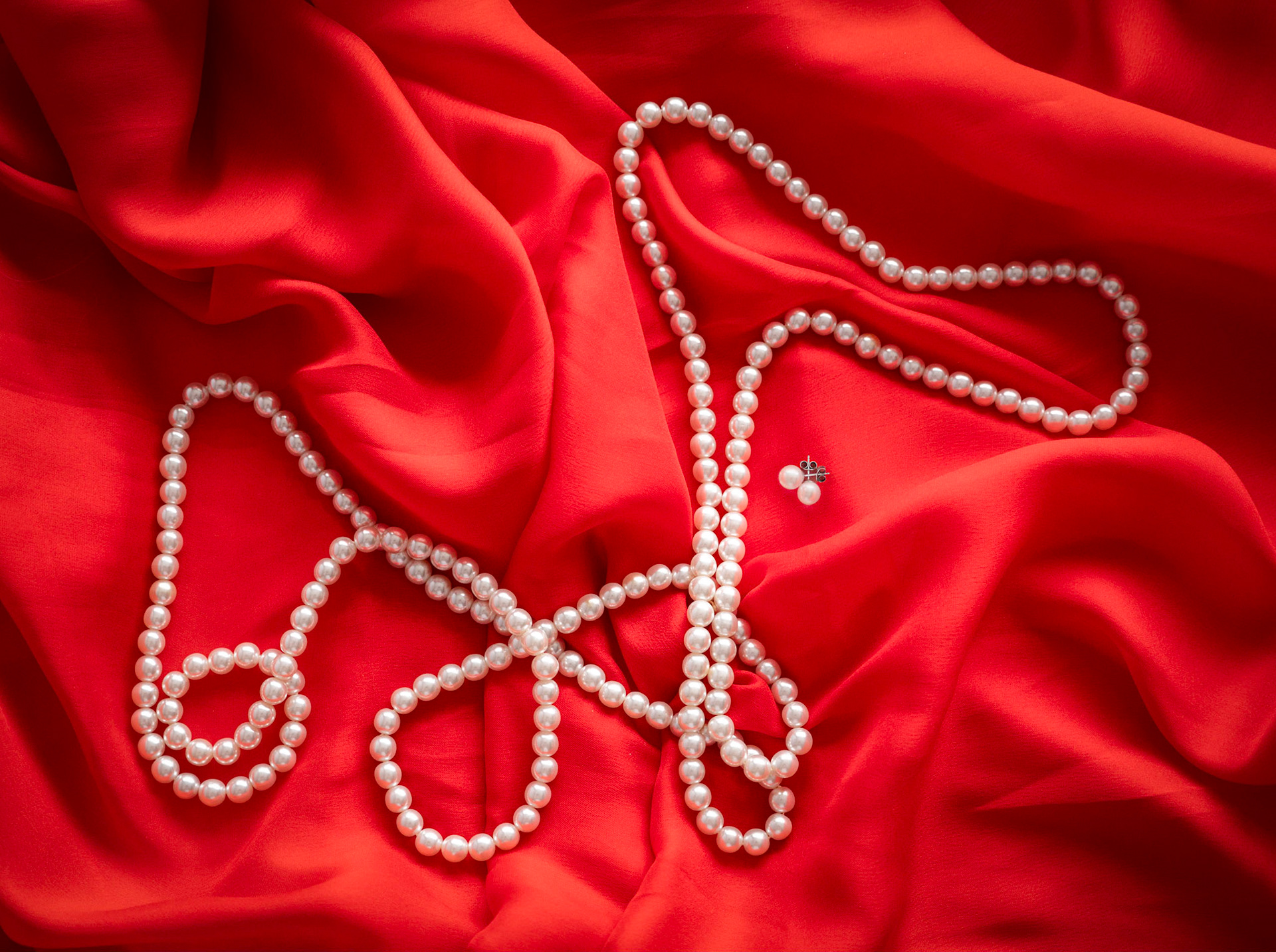 Red Silk and Pearls