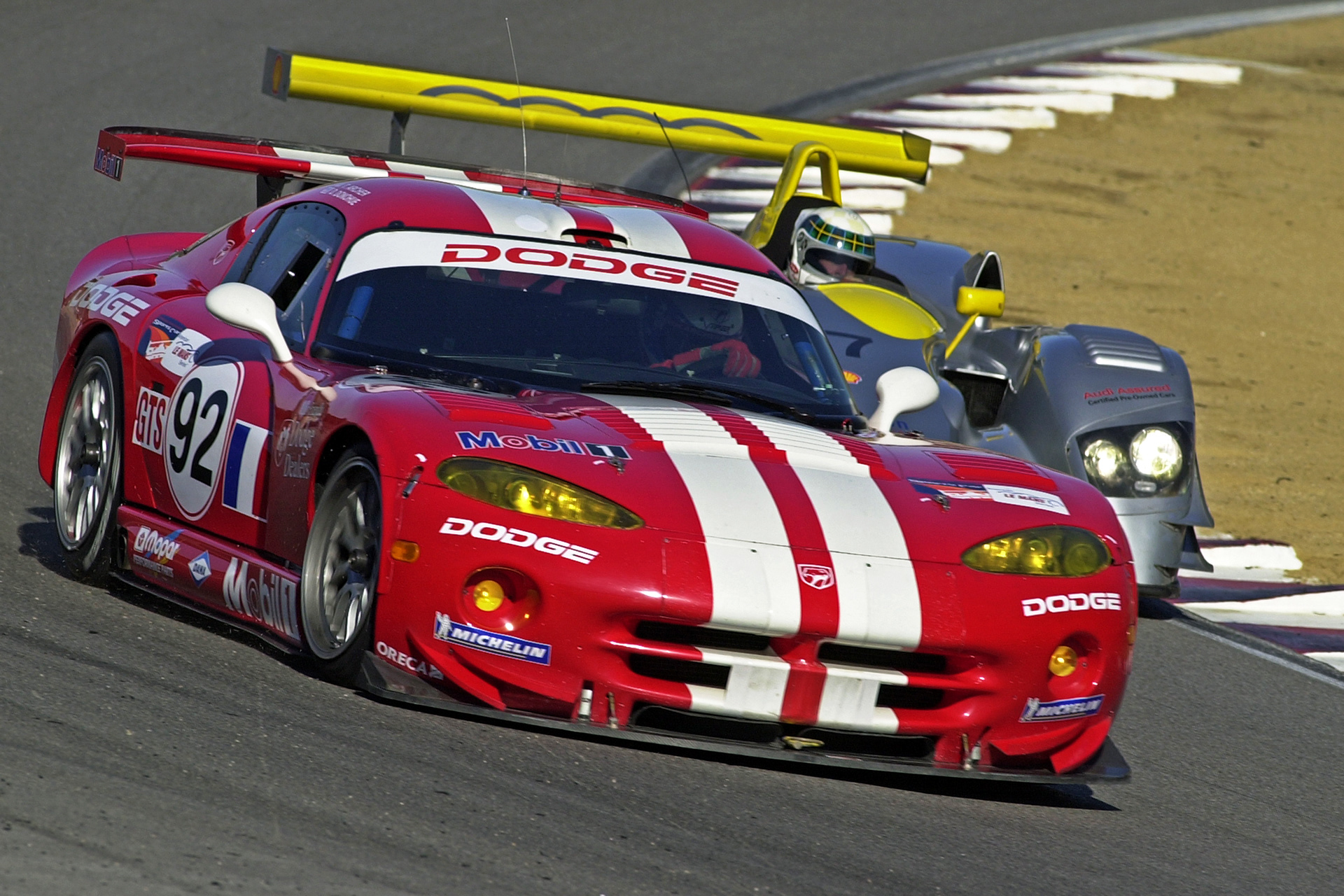 A Dodge Viper GTS about to be passed by Allan McNish in the works Audi R8 LMP car ©  IAN DONALD