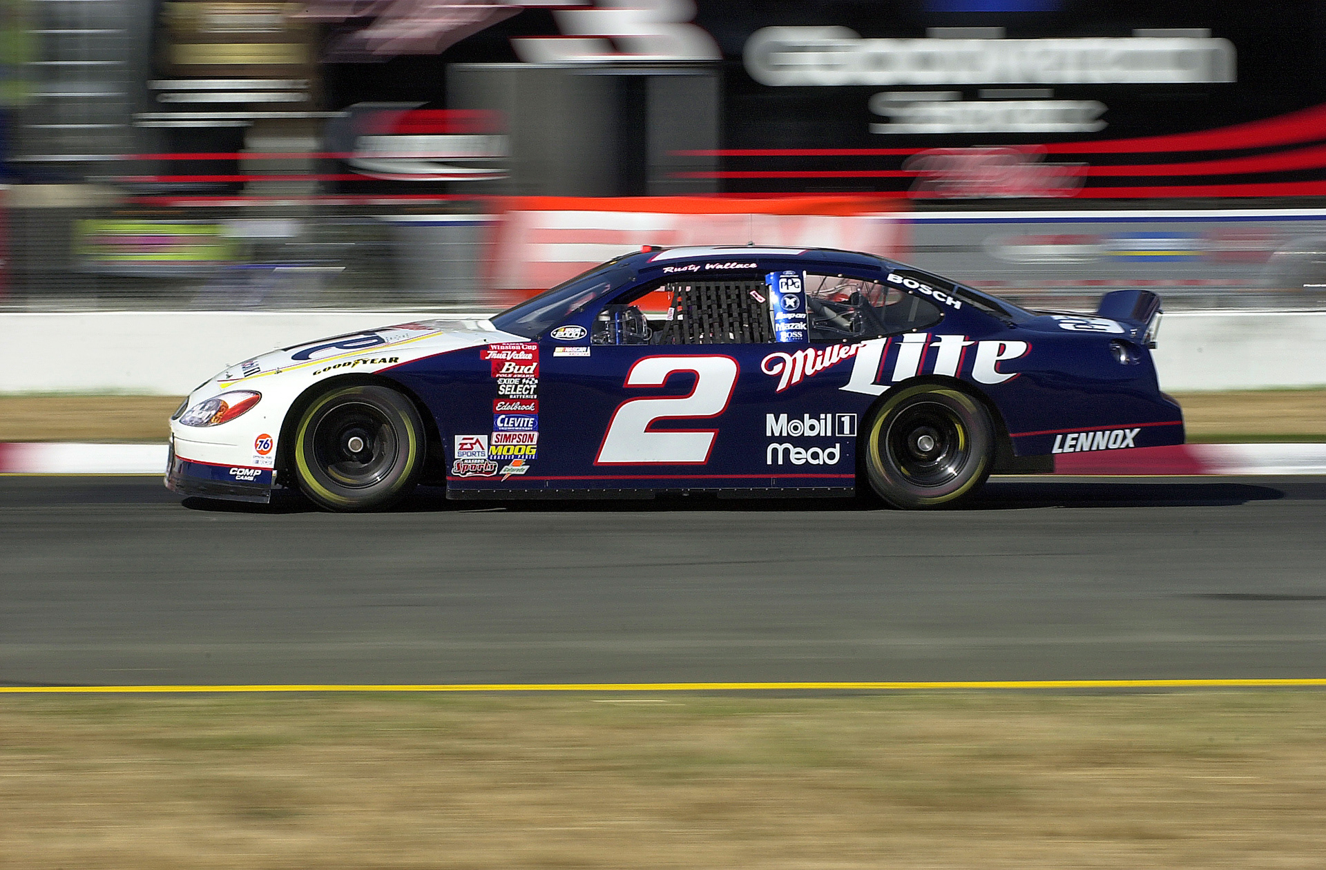 Rusty Wallace in Roger Penske's #2 Miller Lite car ©  IAN DONALD