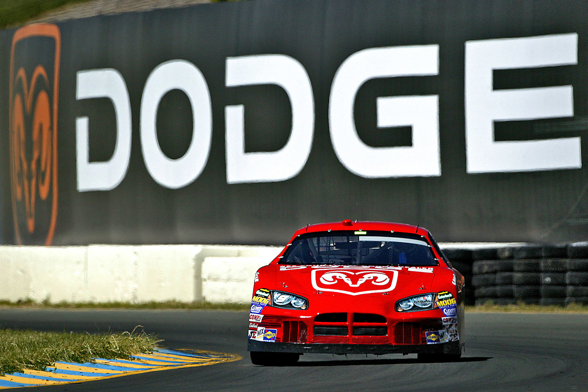 Kasey Kahne in the Dodge Charger.  ©  IAN DONALD