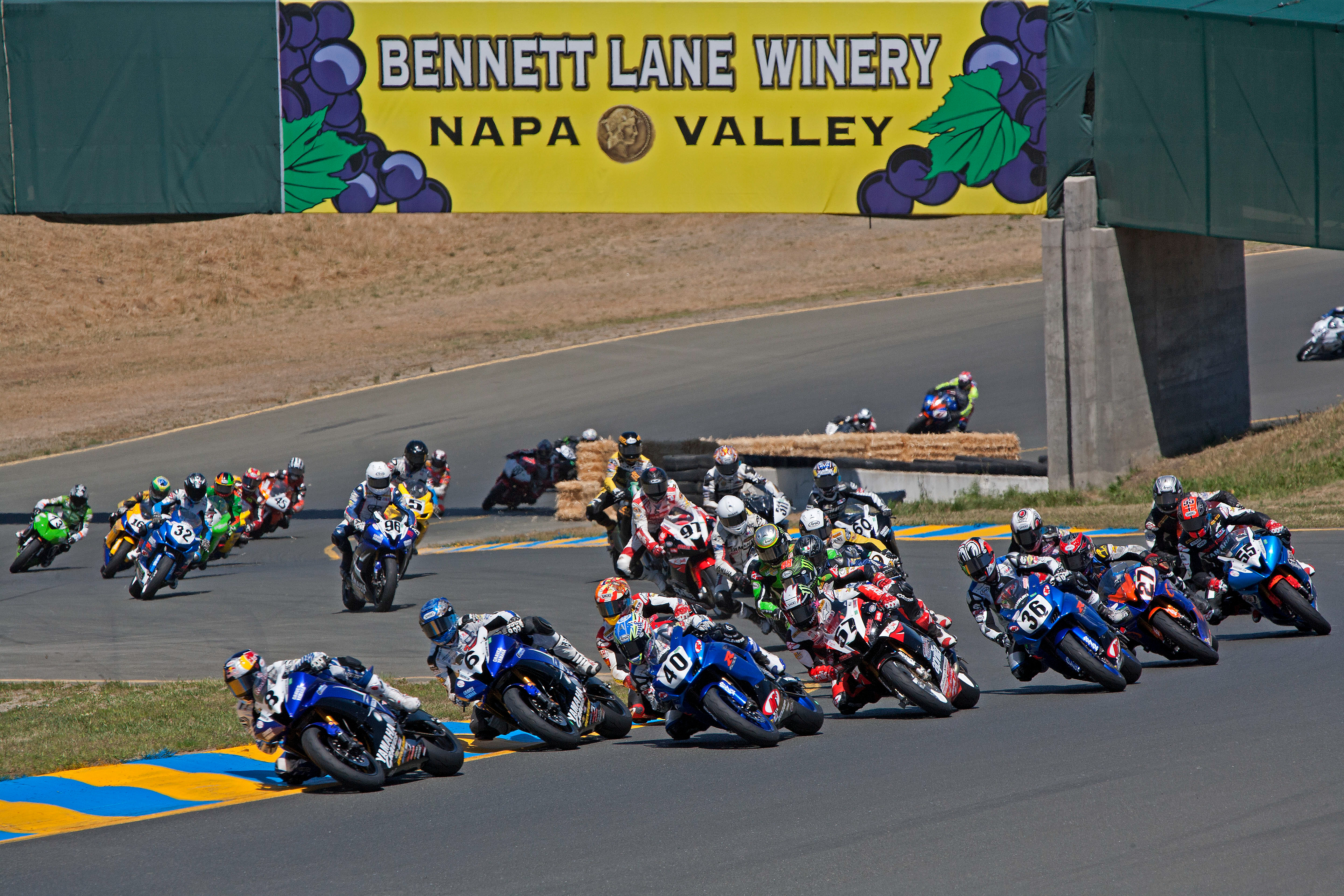 2009 - AMA 600 race - first lap at Turn 2 © IAN DONALD