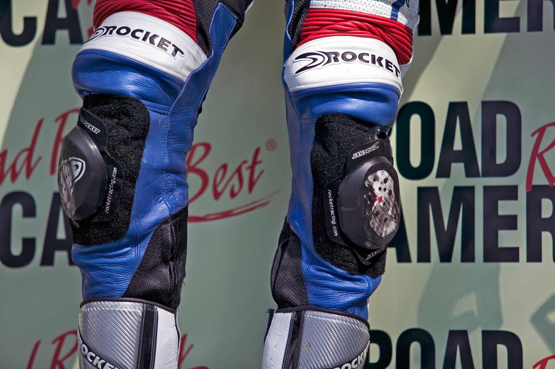 Matt Mladin's knee pucks after winning a race at Race America.  ©  IAN DONALD