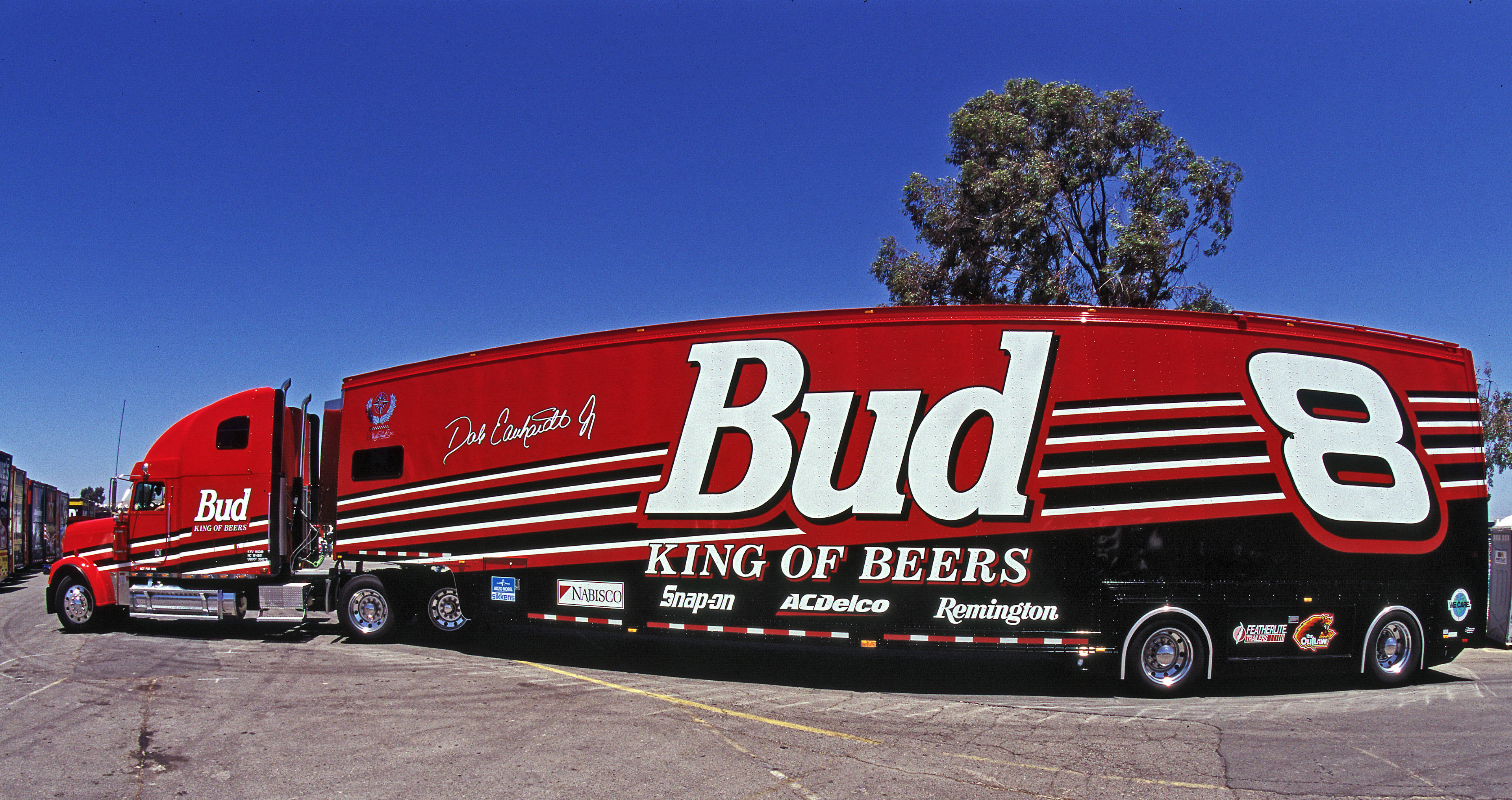 The #8 Budweiser Hauler arrives at Sears Point © IAN DONALD