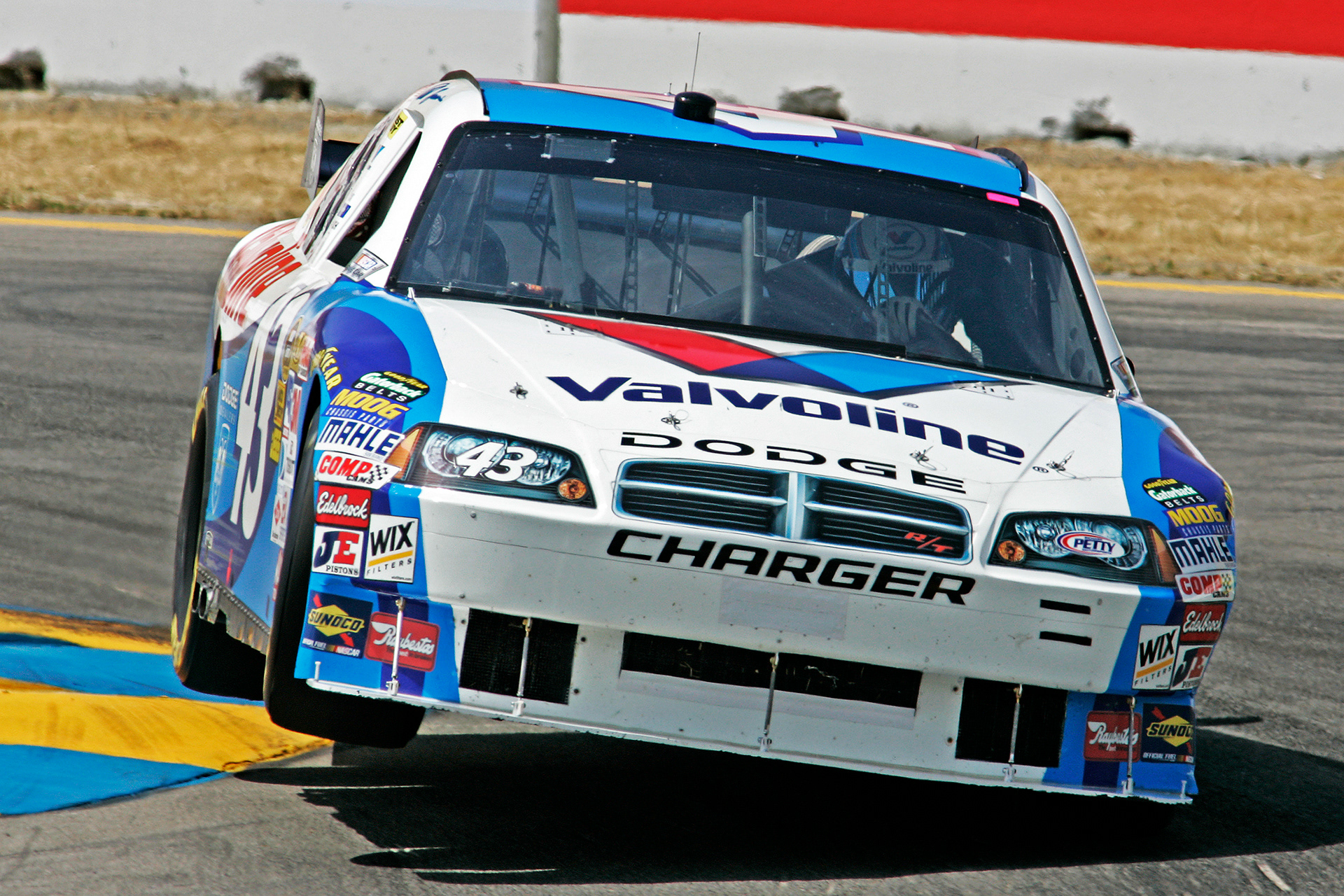 #43 Petty Enterprises Dodge Charger © IAN DONALD