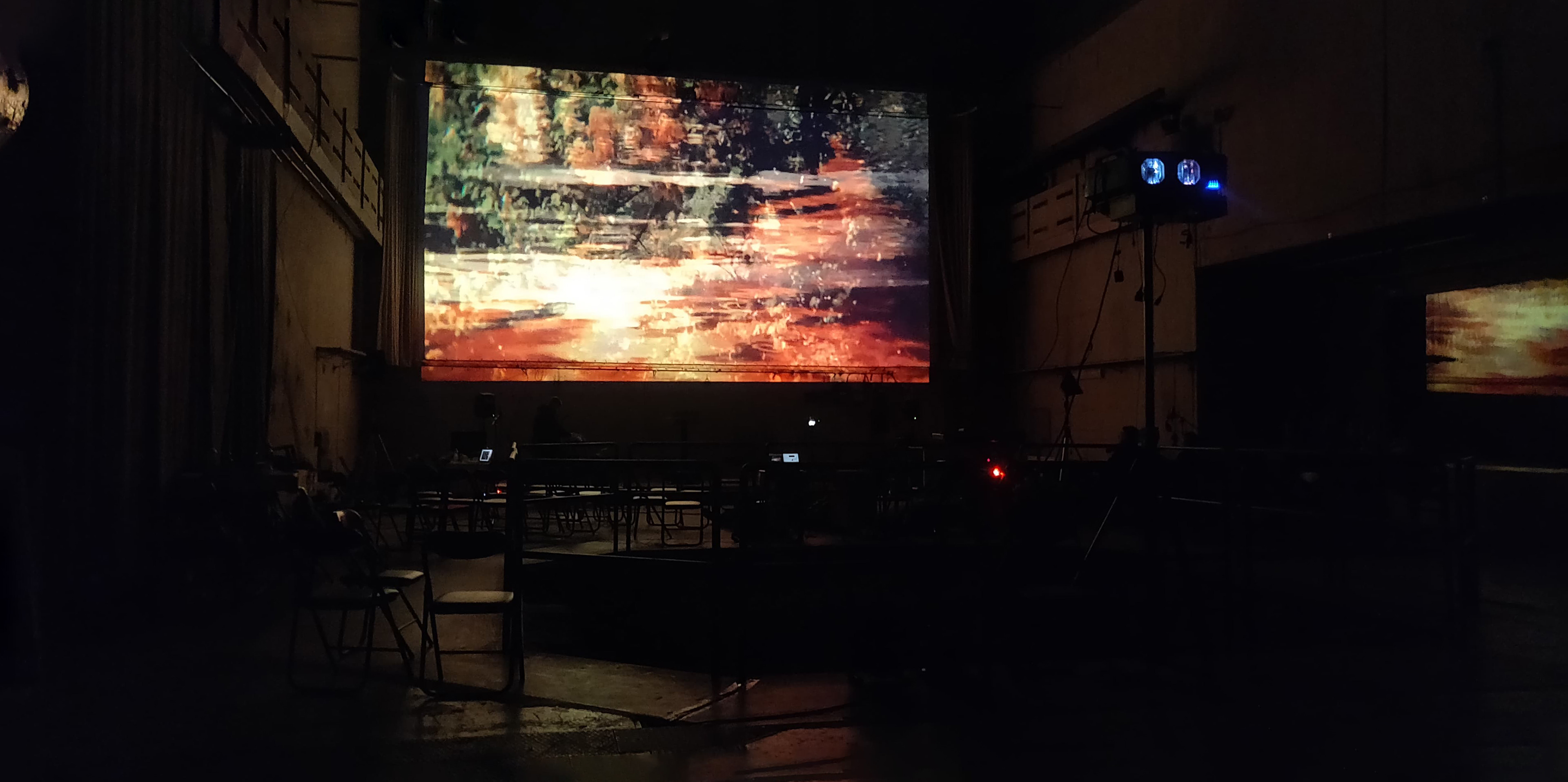 VJ performance by Folded Visuals