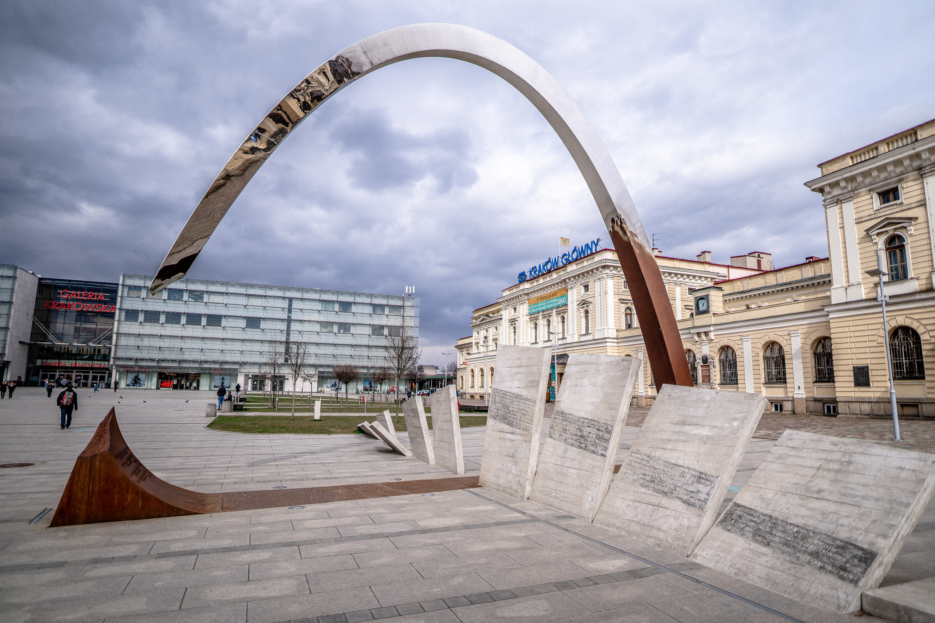 Monument to Ryszard Kuklinski