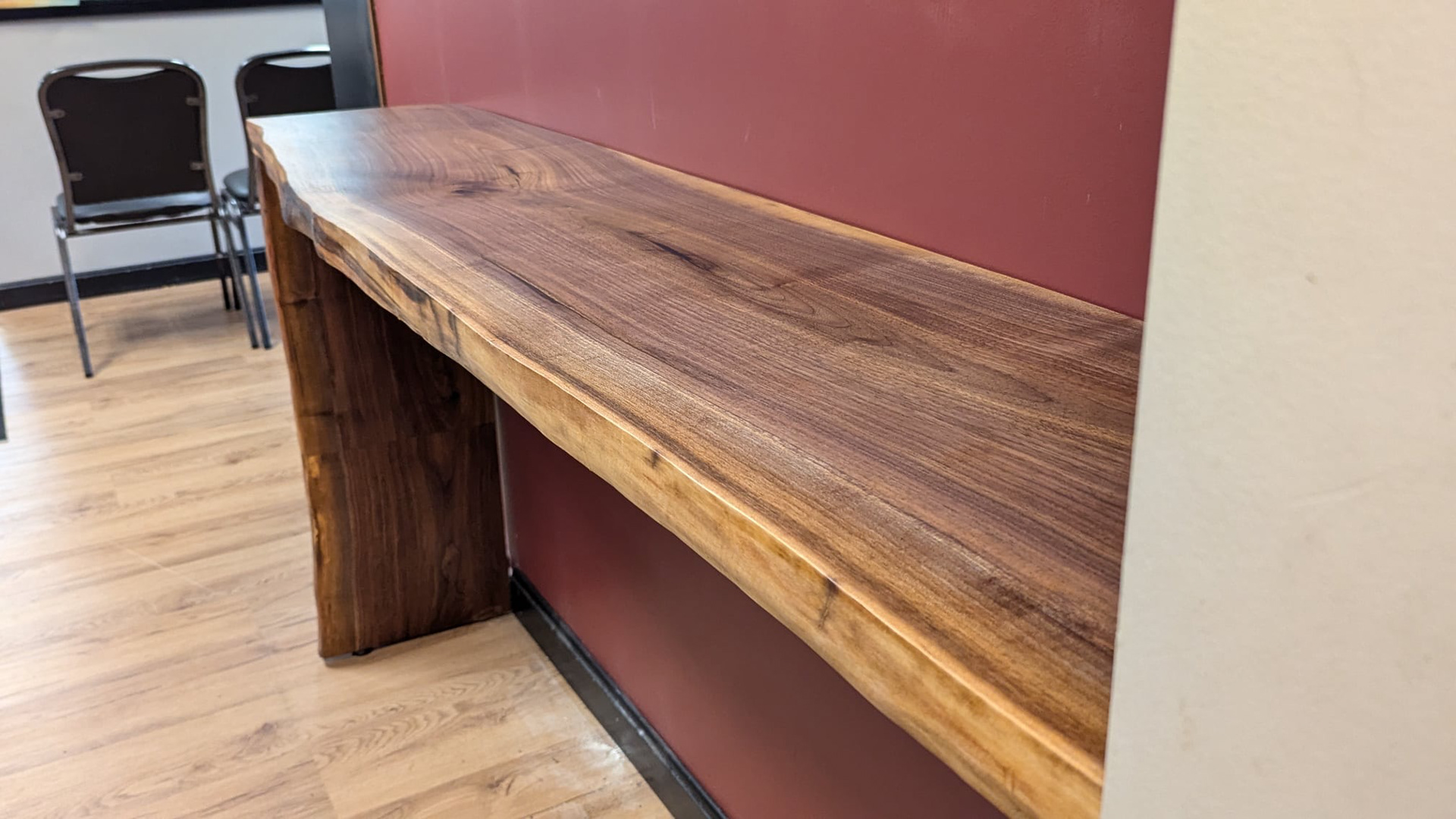 Live Edge Counter for Local Business