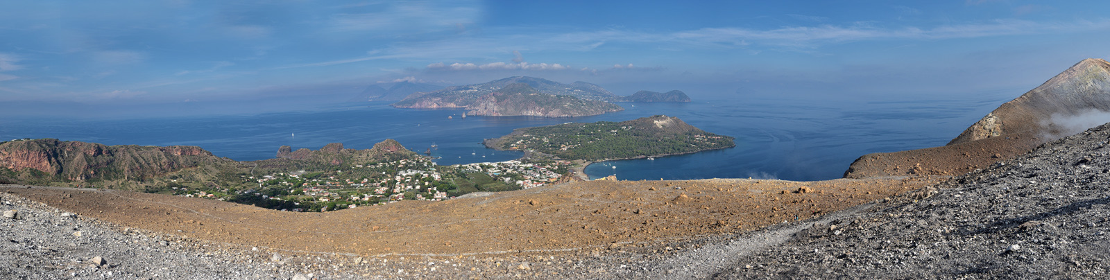 Blick von Vulcano auf die Liparischen Inseln