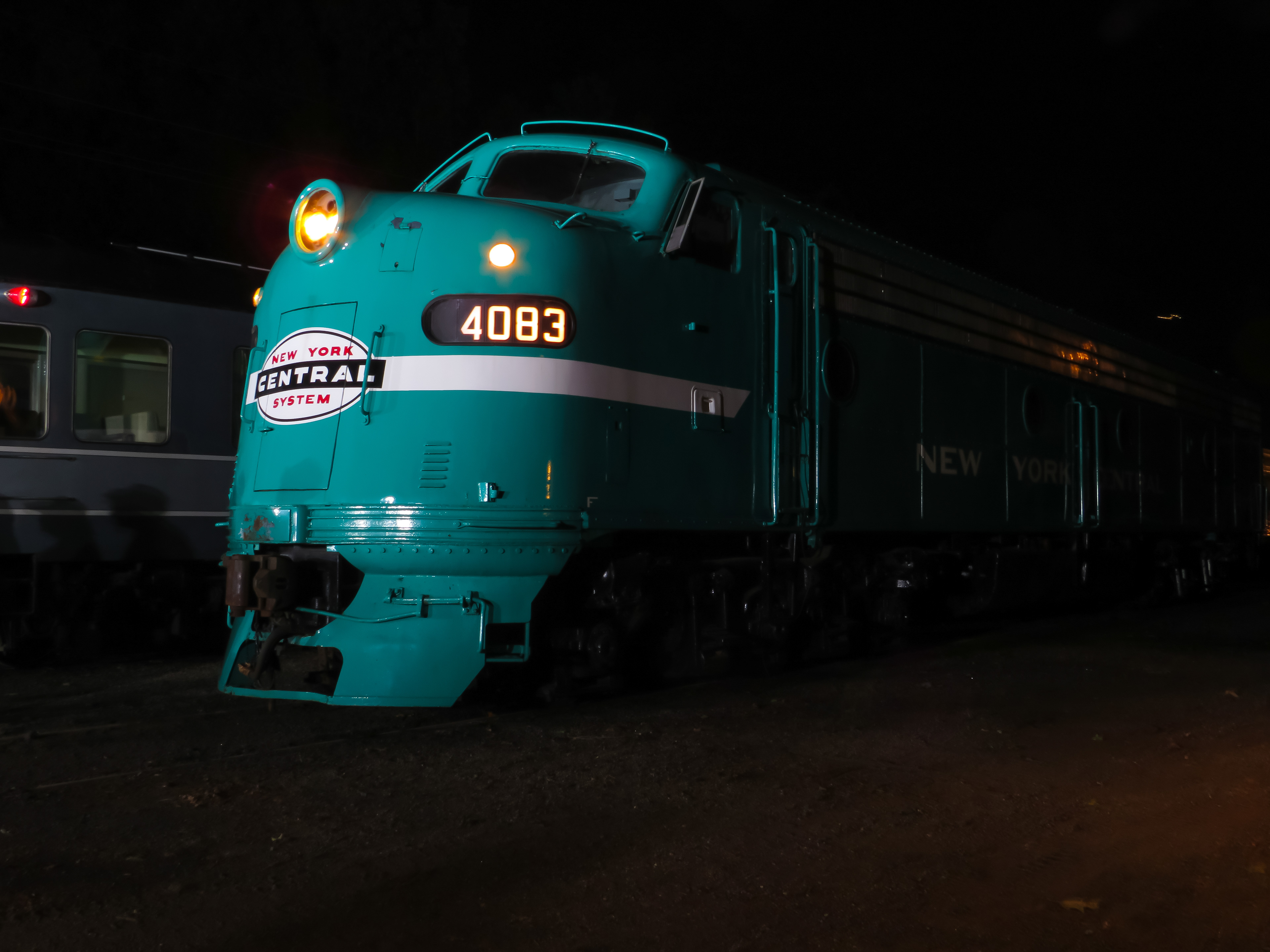 NY Central E8