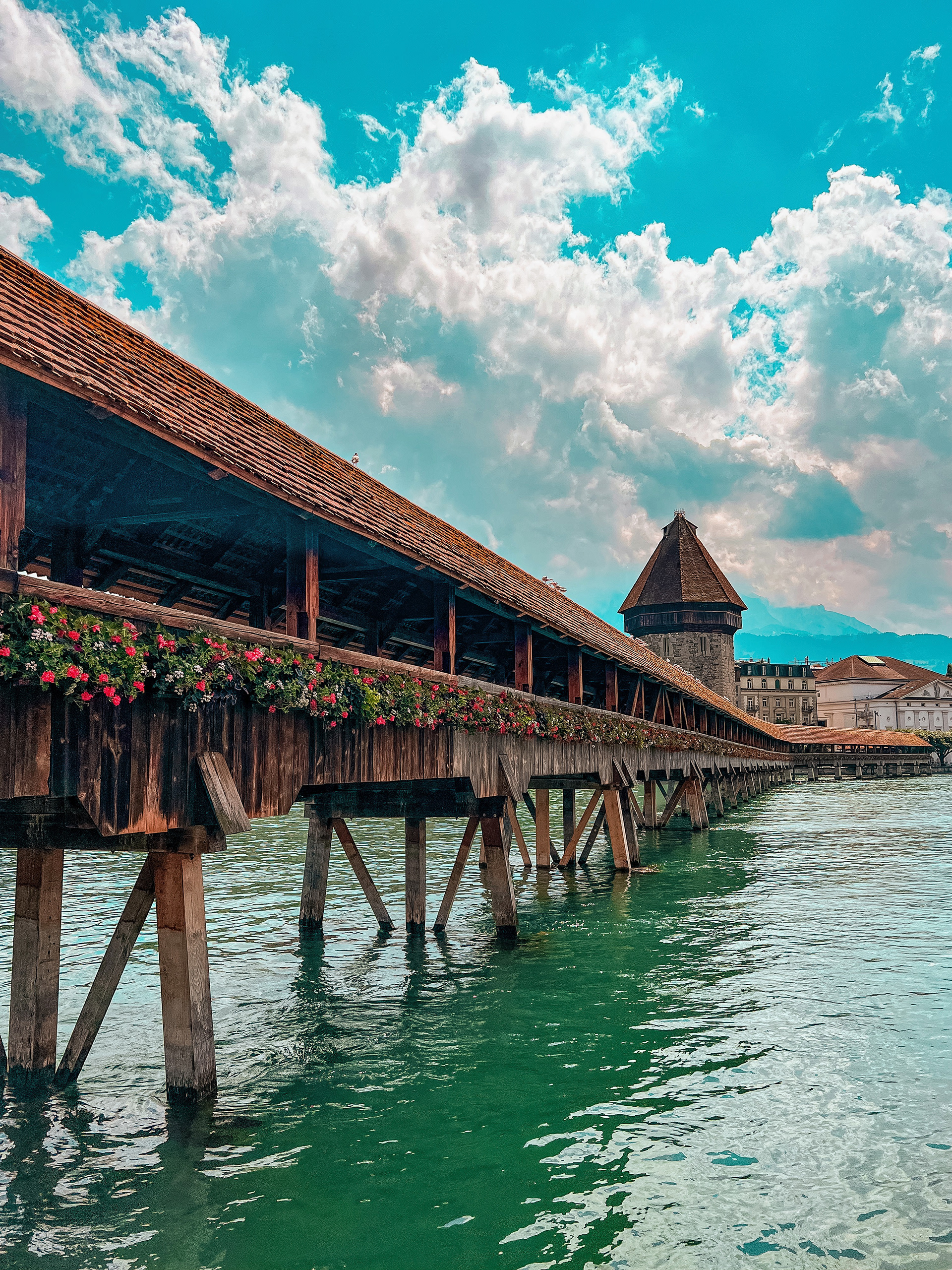 Kapellbrücke (Lucerne, Switzerlannd) | iPhone 13 Pro Max