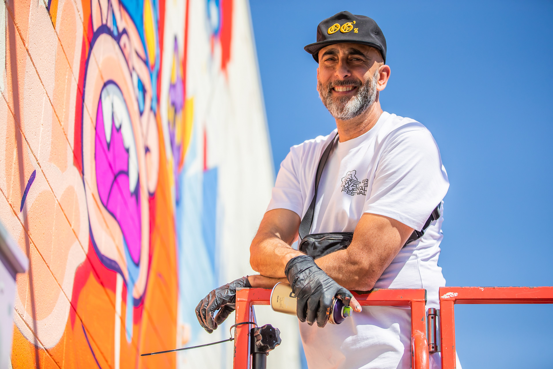 Artist Dave Persue of Wet Paint