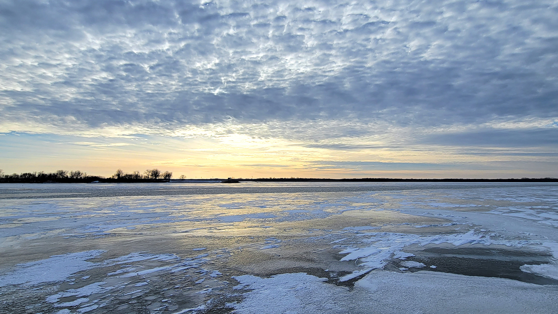 Riverfront Park (Alton, IL)