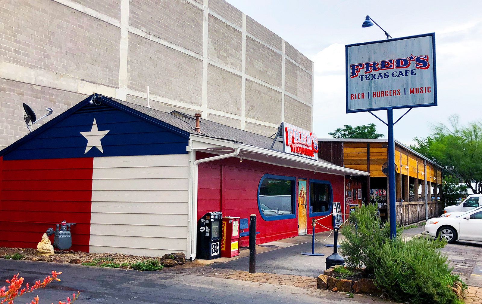 Fred's [Texas] - Rebrand
