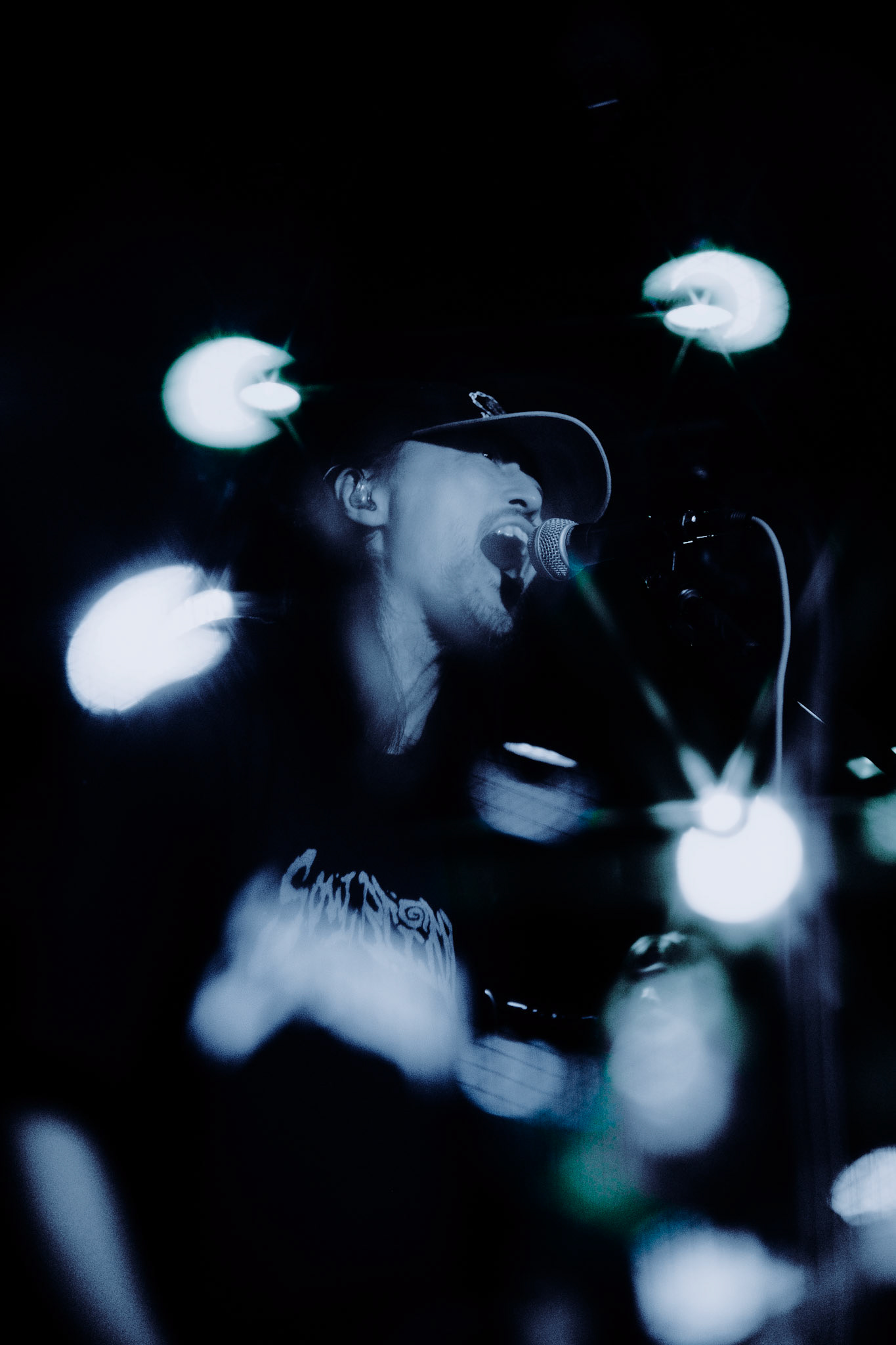 Hollow Suns @ TV Eye