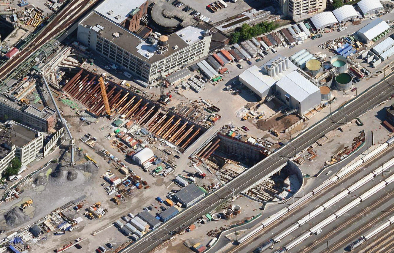 Queens Plaza Station