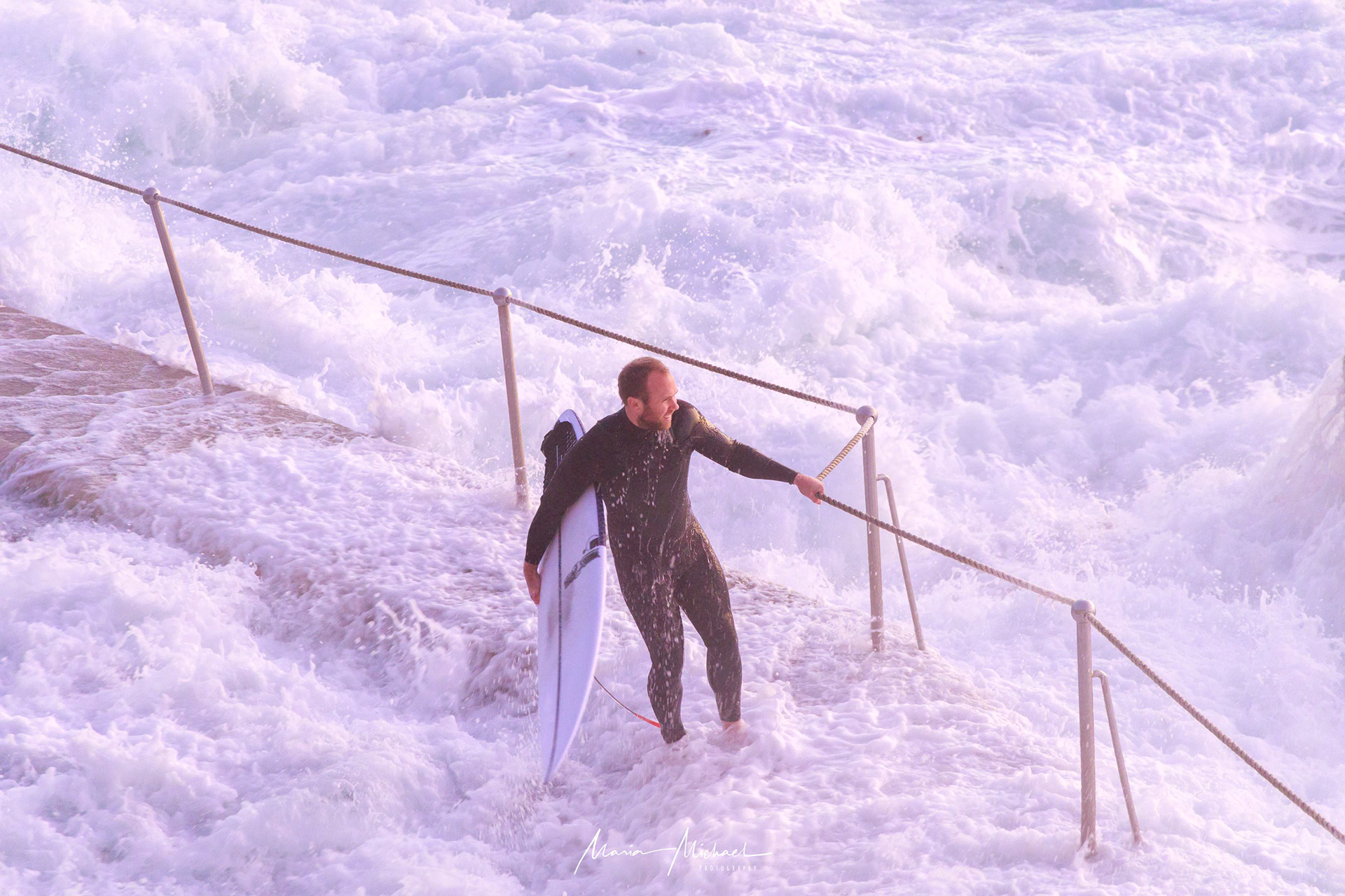 Hang On - 20GM2247_Sunrise_BronteBeach_20200719