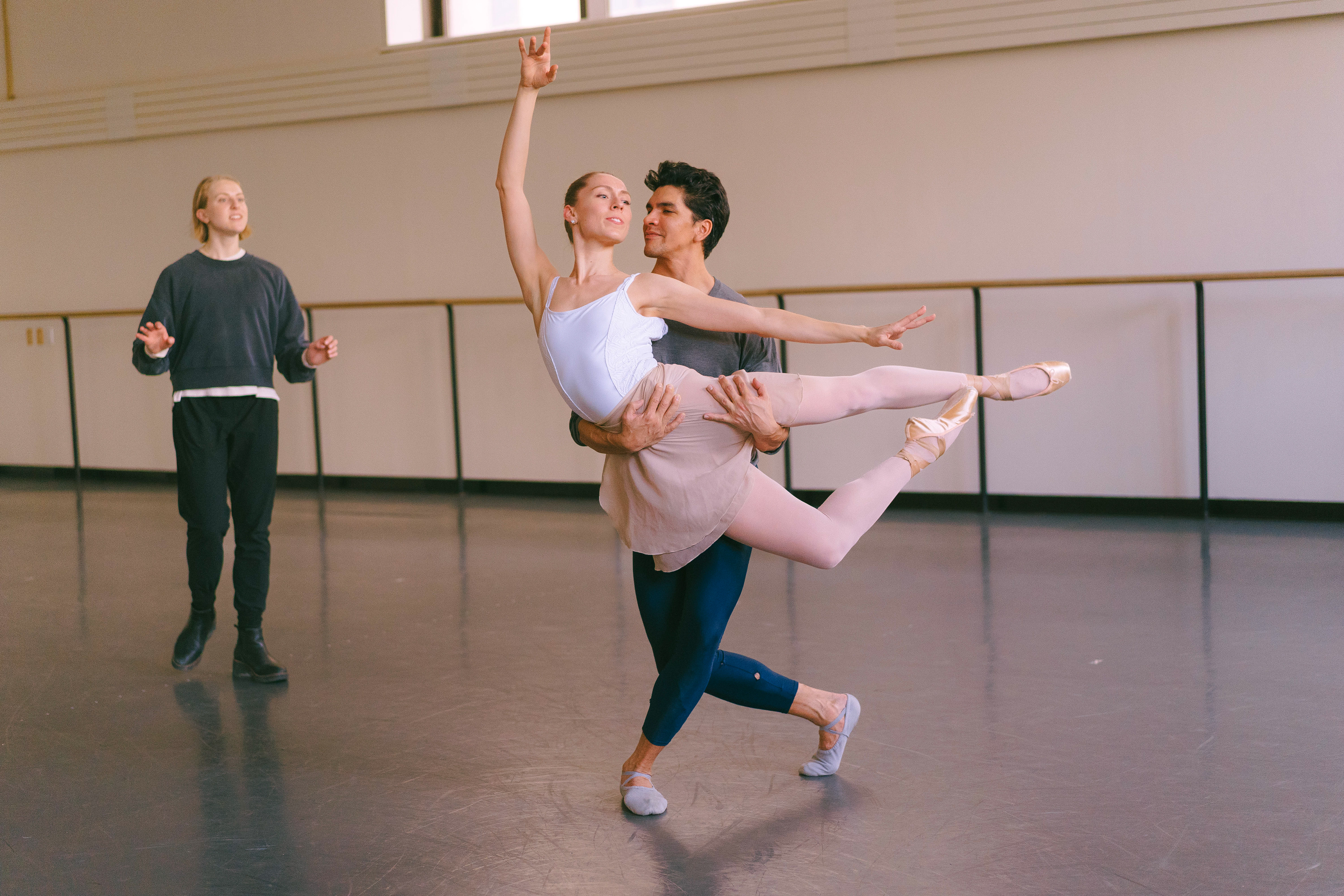 claire kretzschmar New works: Raffaella