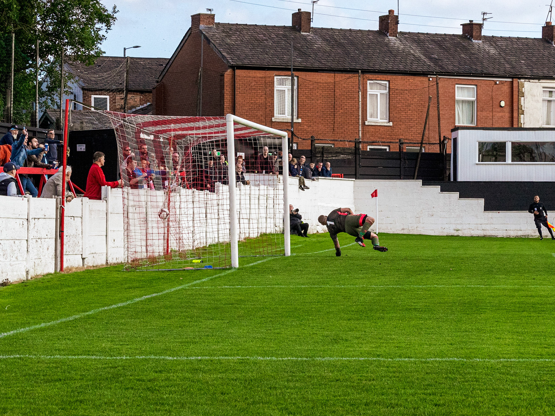 Goal for Ashton v Squires Gate