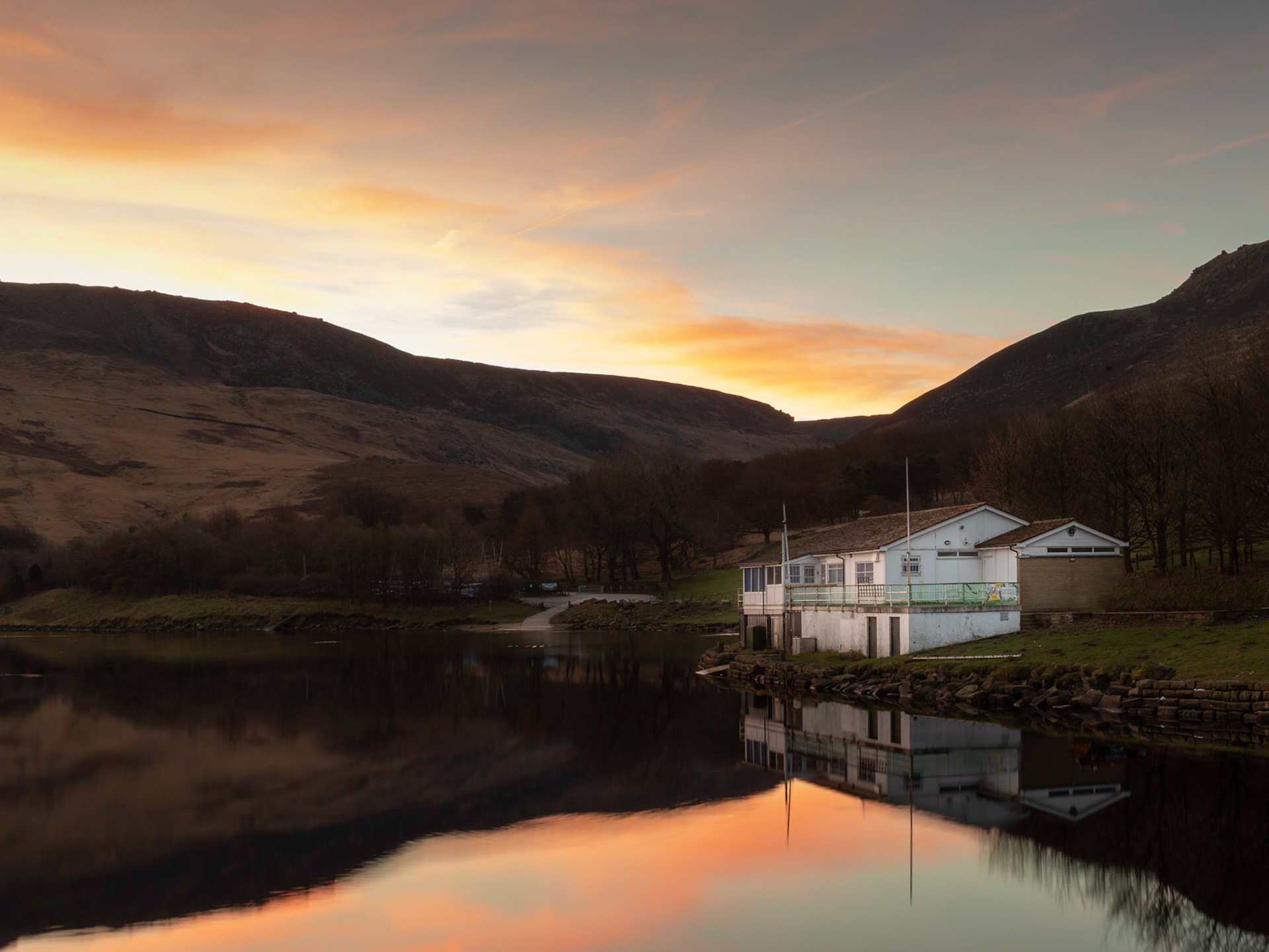 Dovestones Reservoir At Sunrise