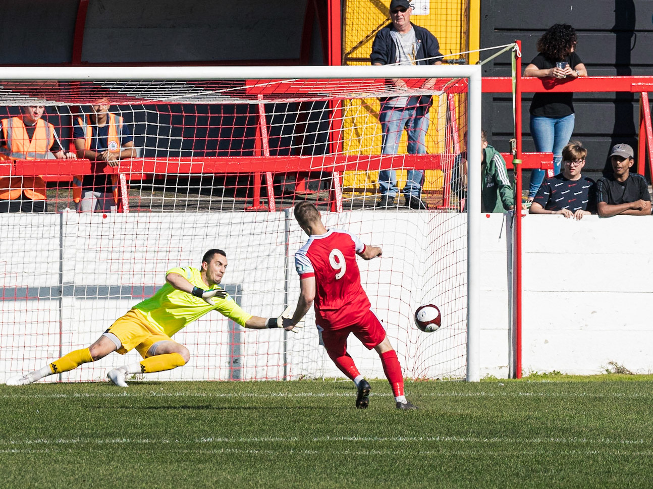 Steven Tames Slots Home The Penalty In The 6th Minute