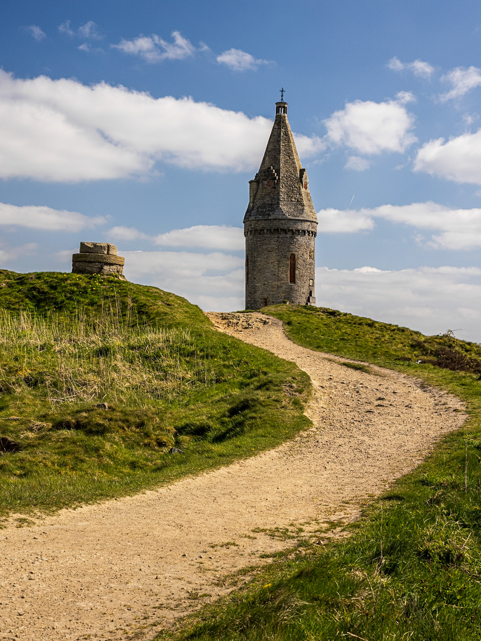 Hartshead Pike